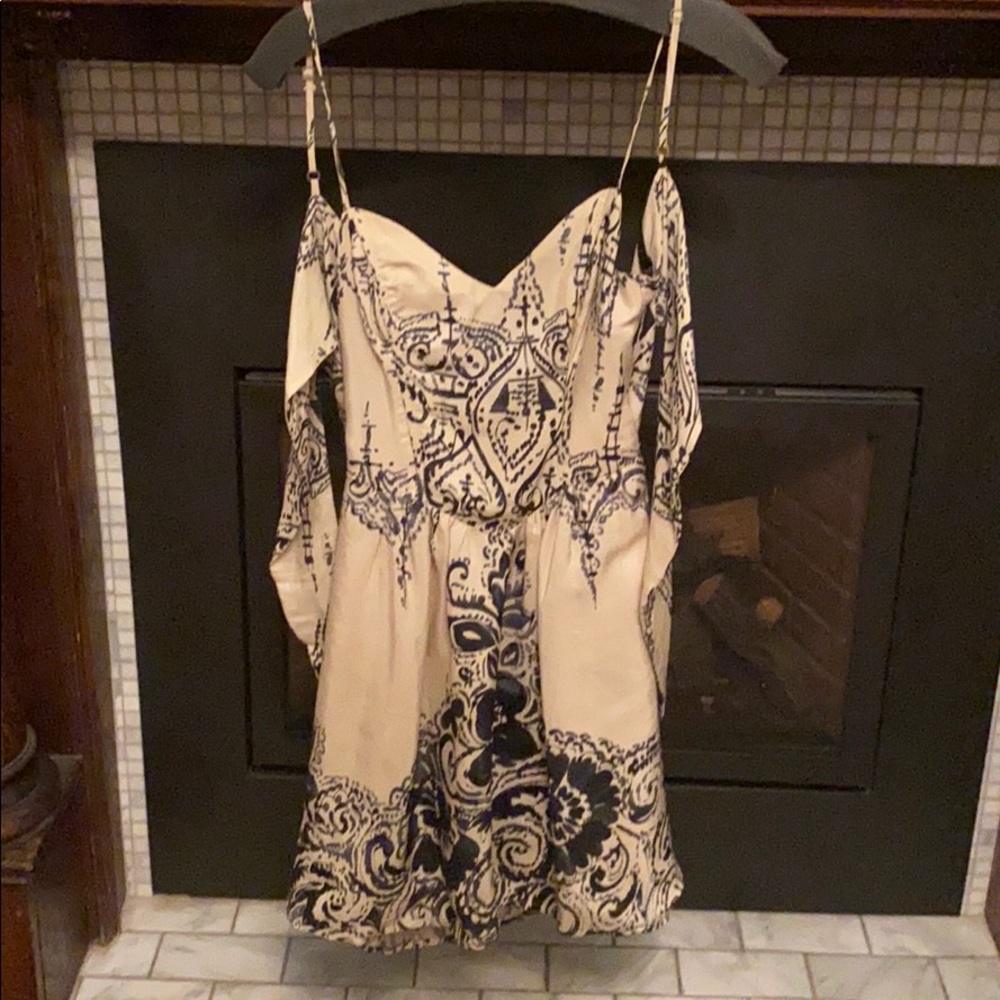 Open back, silk navy and ivory dress. XS